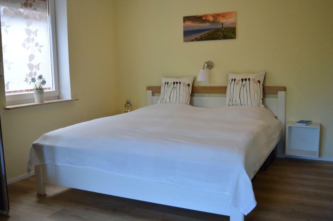 Ferienwohnung Osteland Neuhaus an der Oste Bagian luar foto